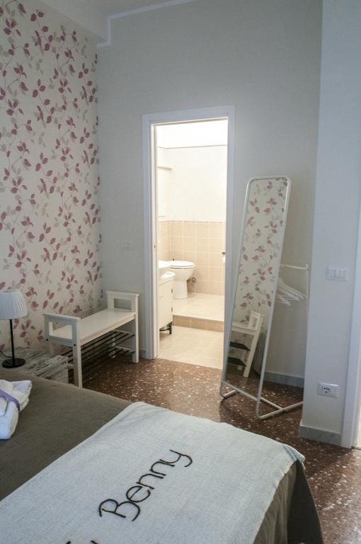 A Casa di Benny Hotel Rome Bagian luar foto