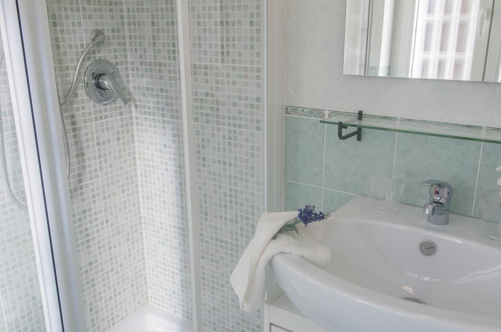 A Casa di Benny Hotel Rome Bagian luar foto