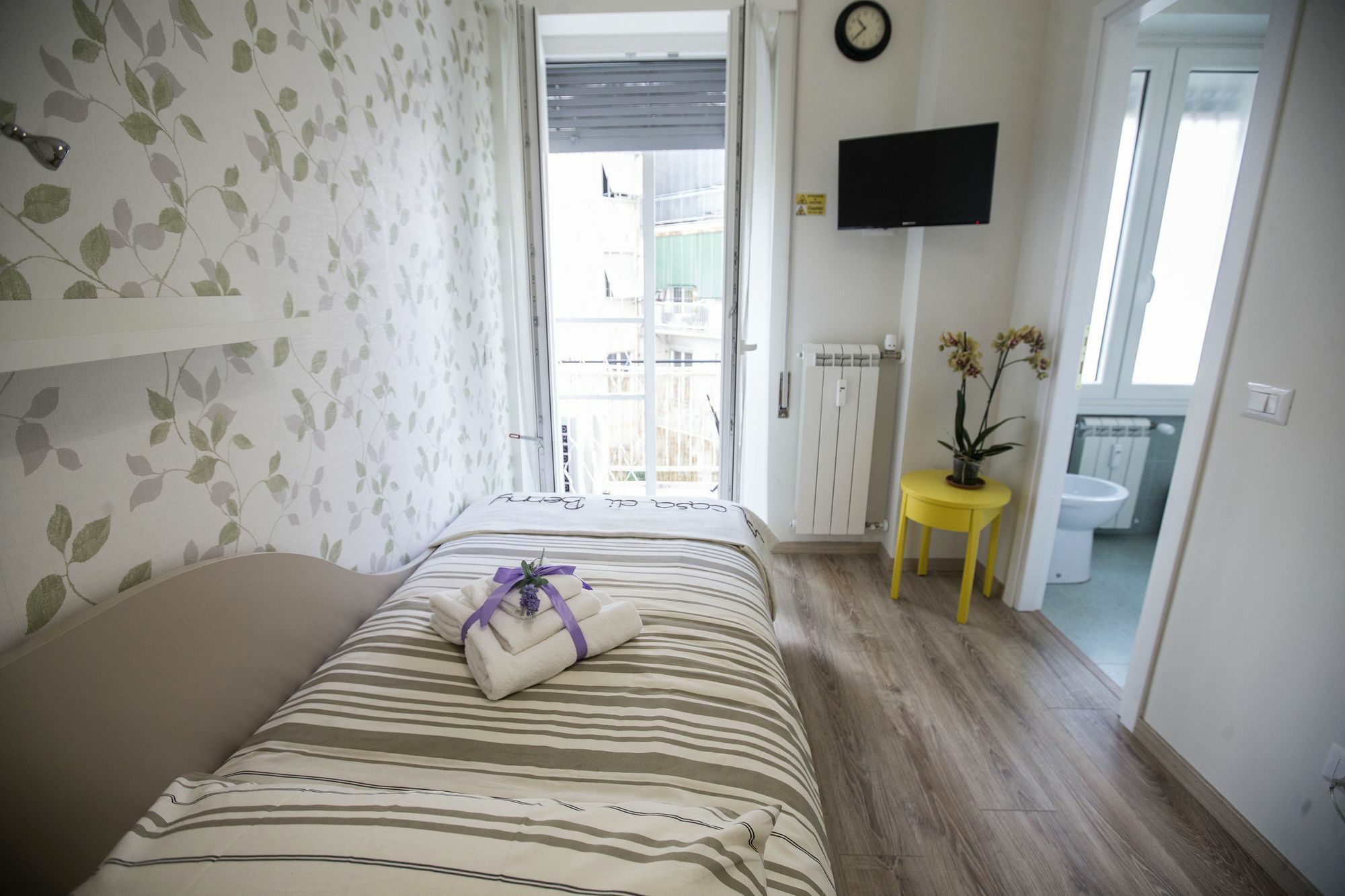 A Casa di Benny Hotel Rome Bagian luar foto